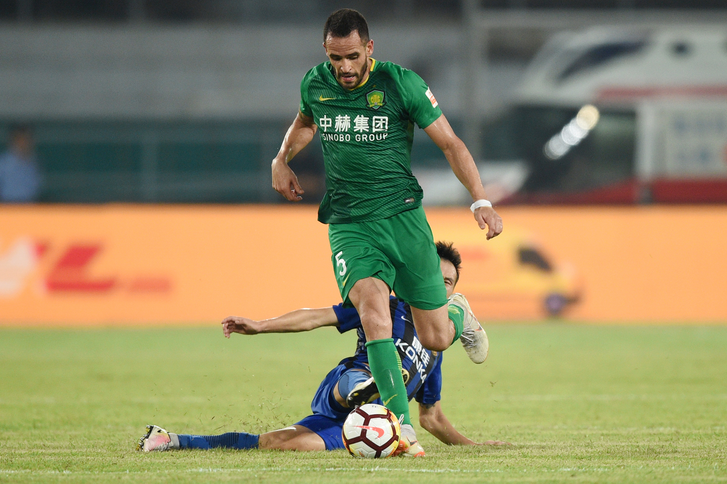 包含苏宁挑战国安,对决激烈异常的词条 包含苏宁挑战国安,对决激烈异常的词条