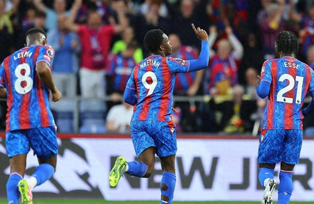 曼城主场大胜维拉联赛冠军悬念进一步拉开的简单介绍 曼城主场大胜维拉联赛冠军悬念进一步拉开的简单介绍