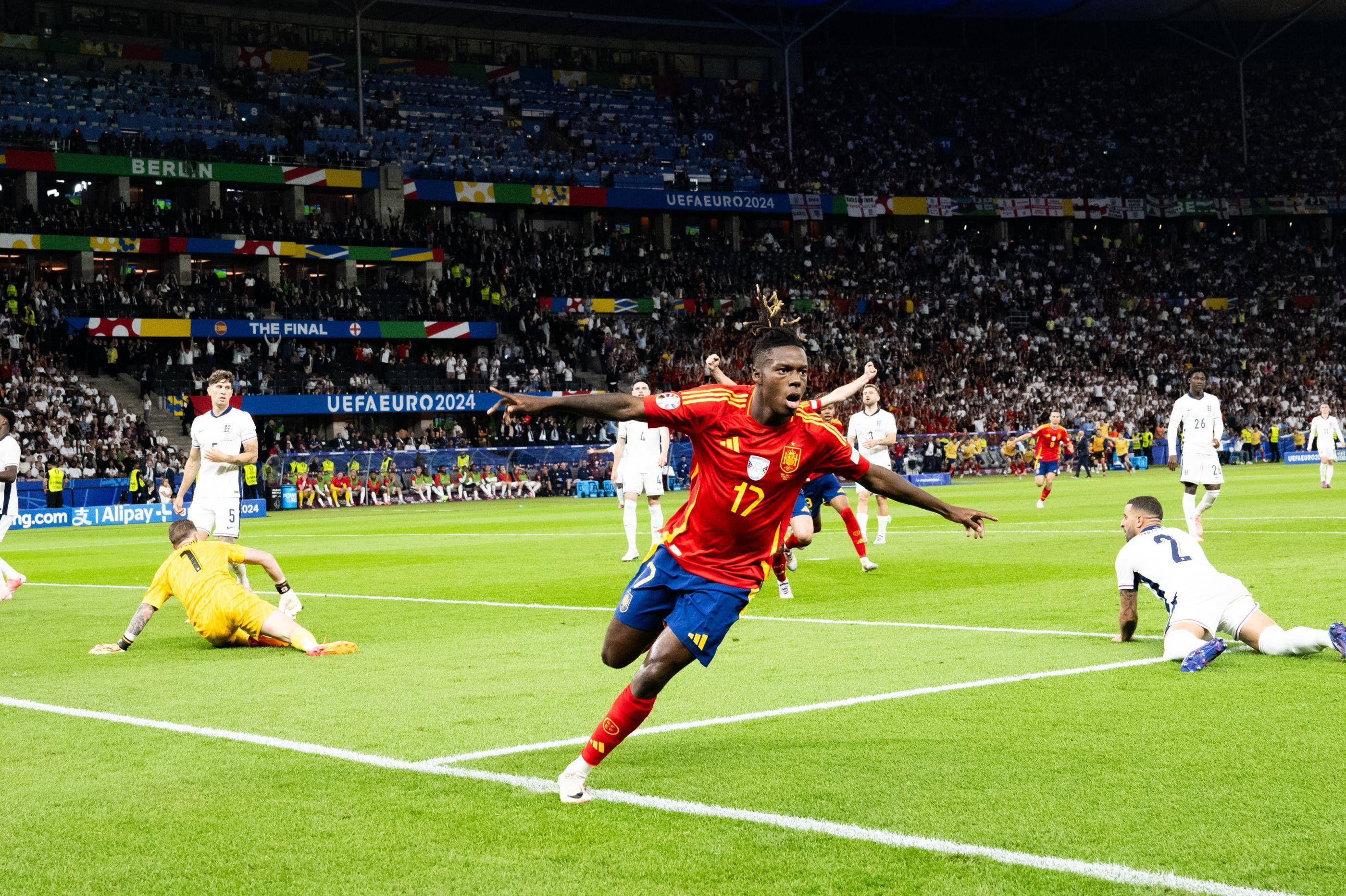 开云官网-西班牙队在欧洲国家杯赛场上展现火力的简单介绍