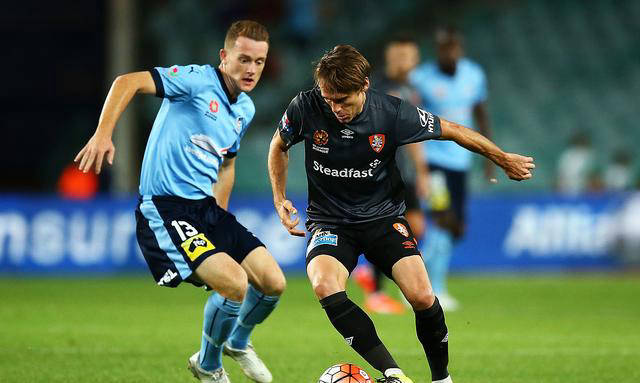 包含纽卡斯尔主场暴走，迎来胜利一役的词条