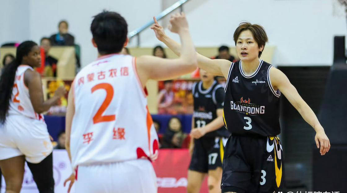 热门选手表现抢眼,成功晋级下一轮比赛的简单介绍 热门选手表现抢眼,成功晋级下一轮比赛的简单介绍