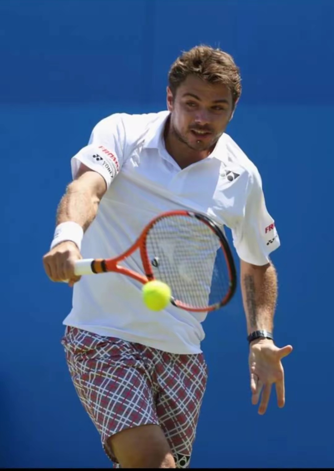 美国网球队险胜西班牙网球队，瓦林卡关键制胜