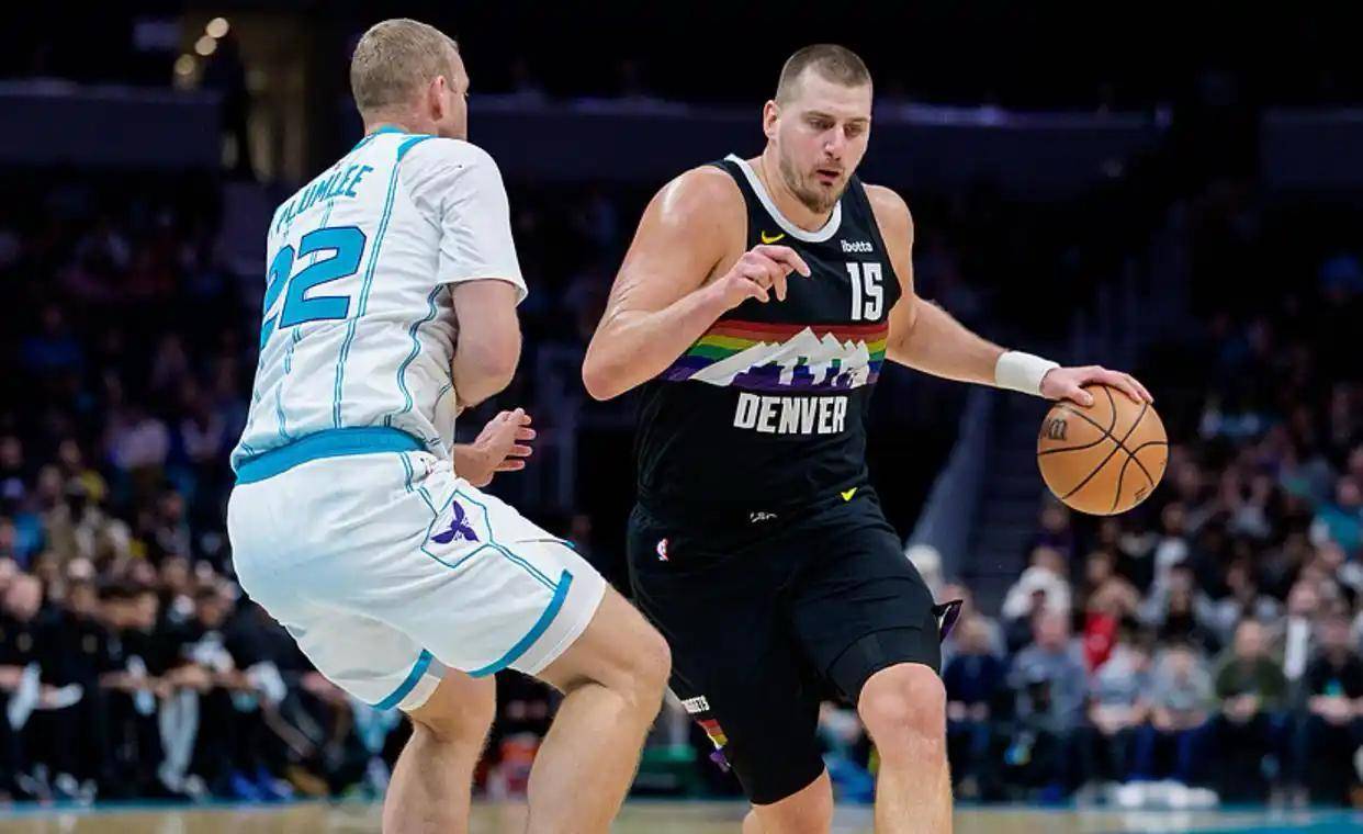 国王轻取爵士，约基奇刷新纪录