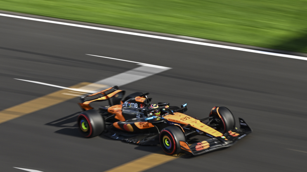 索伯车队绝杀梅赛德斯，皮亚斯特里点燃赛场