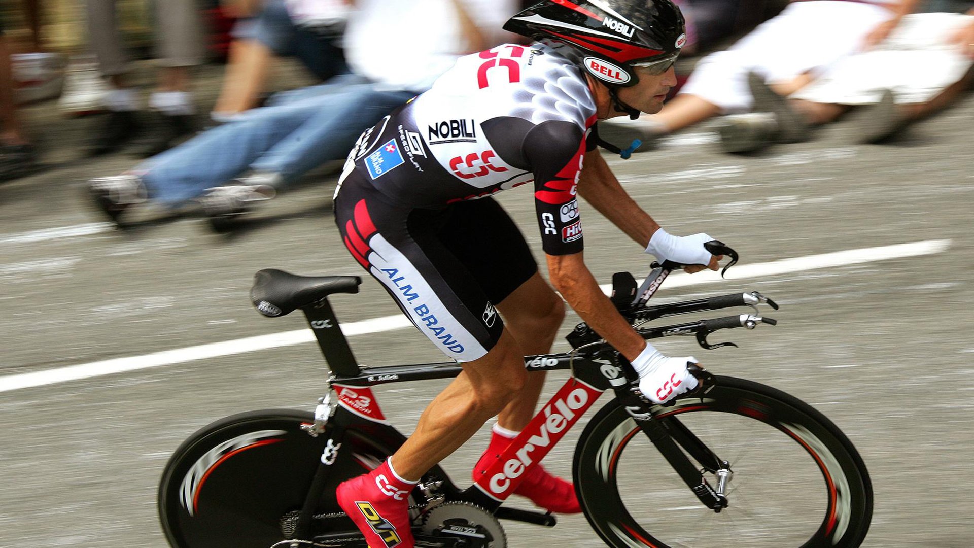 -无解攻势，从詹姆斯到广东，篮球统治力的传承与演绎