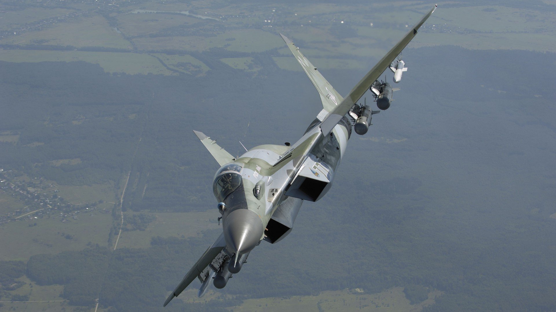 压不垮的脊梁,撕不碎的心脏,在绝境中创造可能