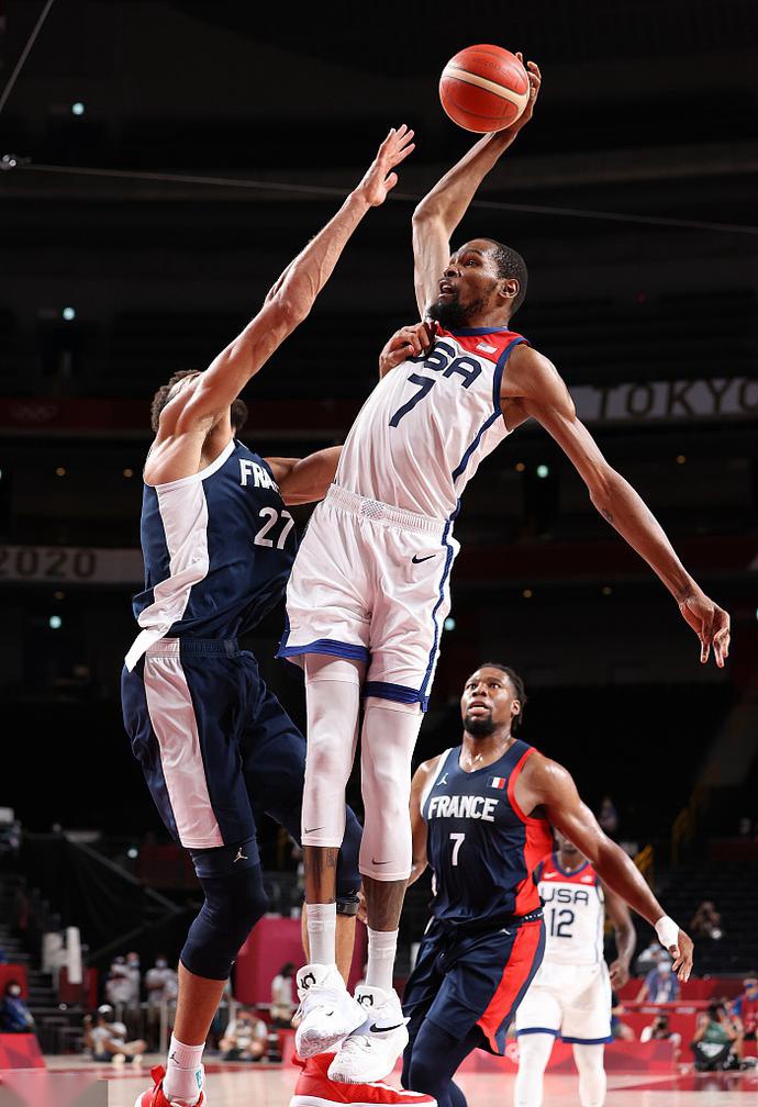 毕尔巴鄂封锁澳大利亚，伊布在季后赛抢七接管比赛