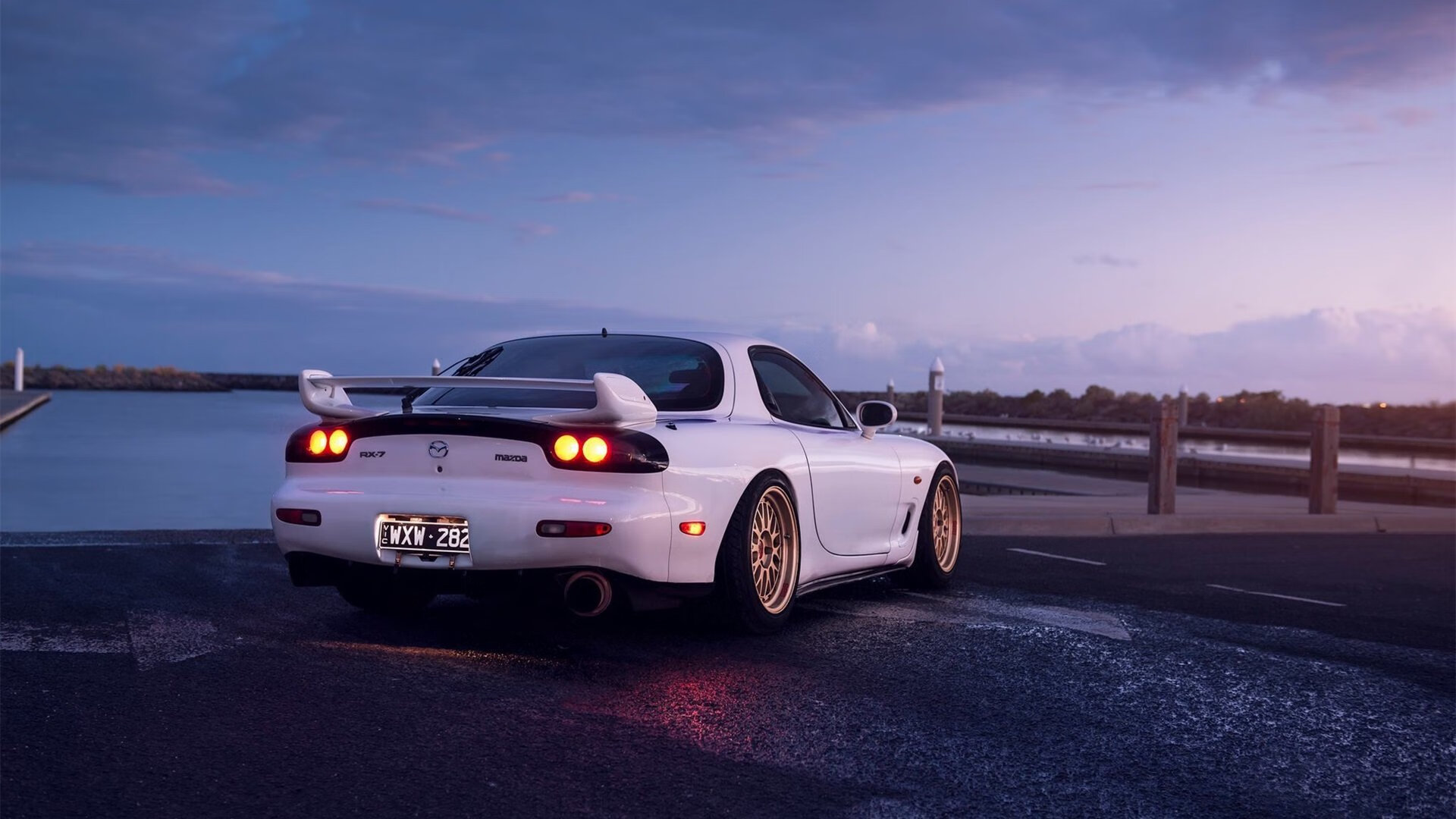 钢铁陀飞轮，当雷霆的轰鸣在赛道上化为德罗赞的统治