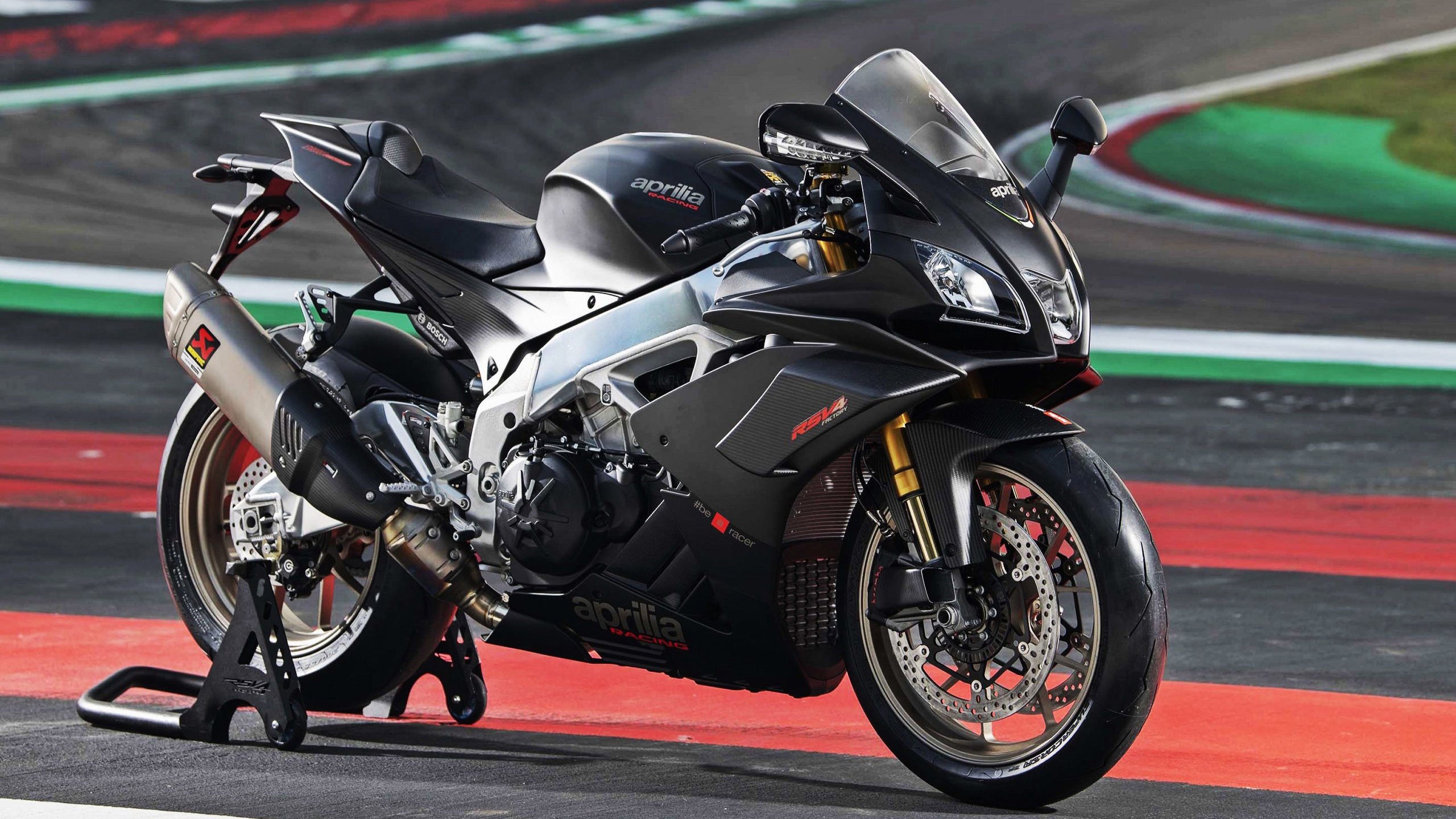 体育奇迹日，从挪威绿茵闪电战到格纳布里东决封神